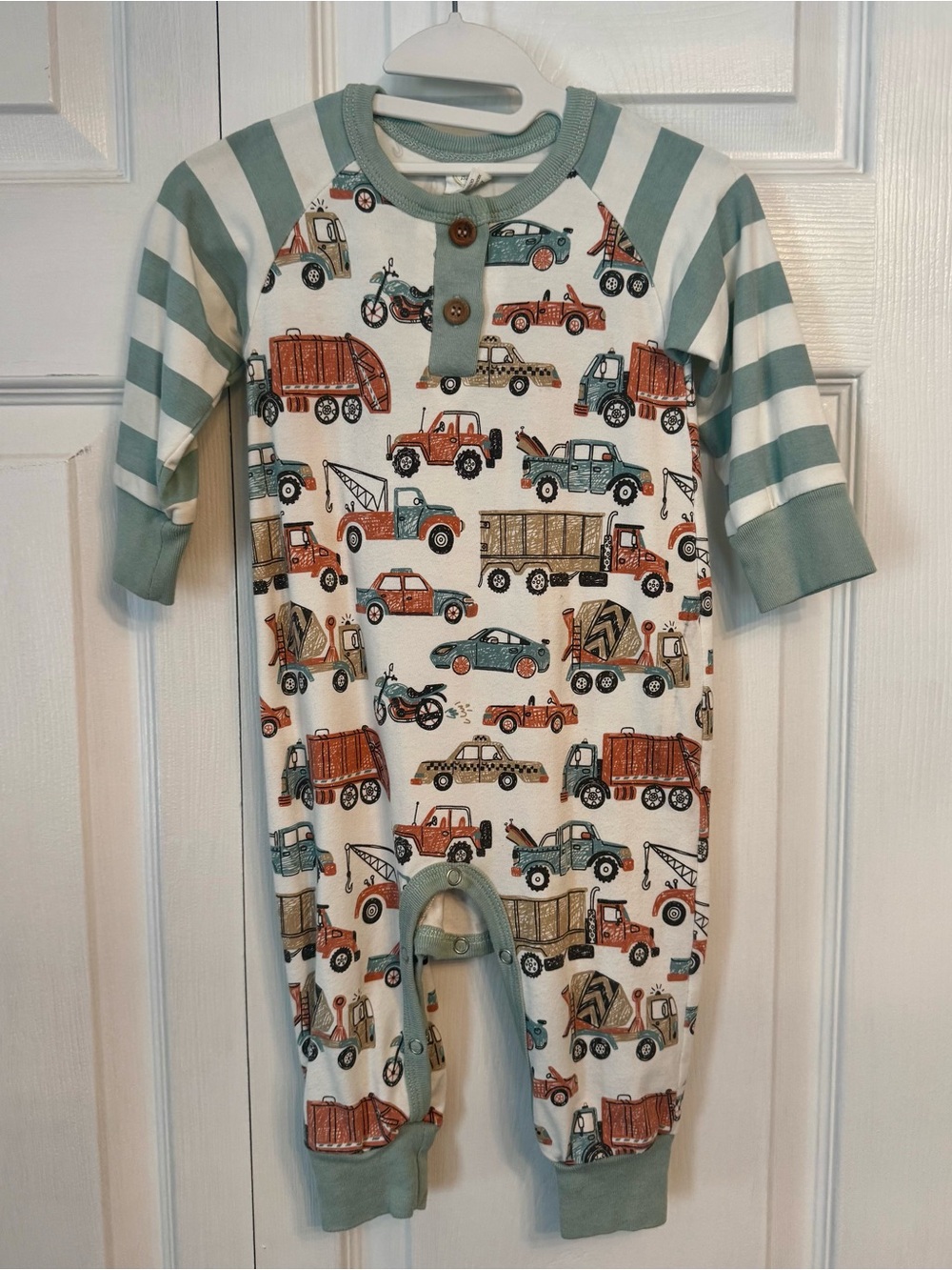 EUC Tesa Babe Boy’s Bamboo Henley Romper “Let’s Ride” Vehicles Print, 9-12 month